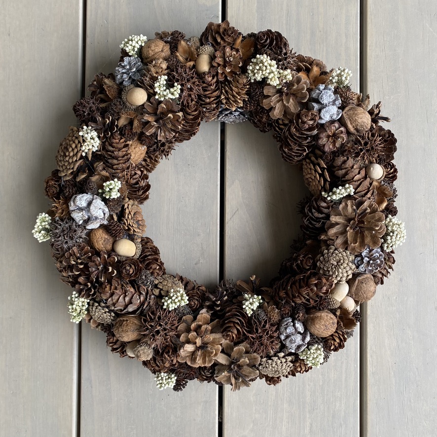 Handgemachte Naturkränze von Handmade with Love by Melanie - liebevoll aus natürlichen Materialien gefertigt, perfekt Dekoration für dein Zuhause oder als besonderes Geschenk.